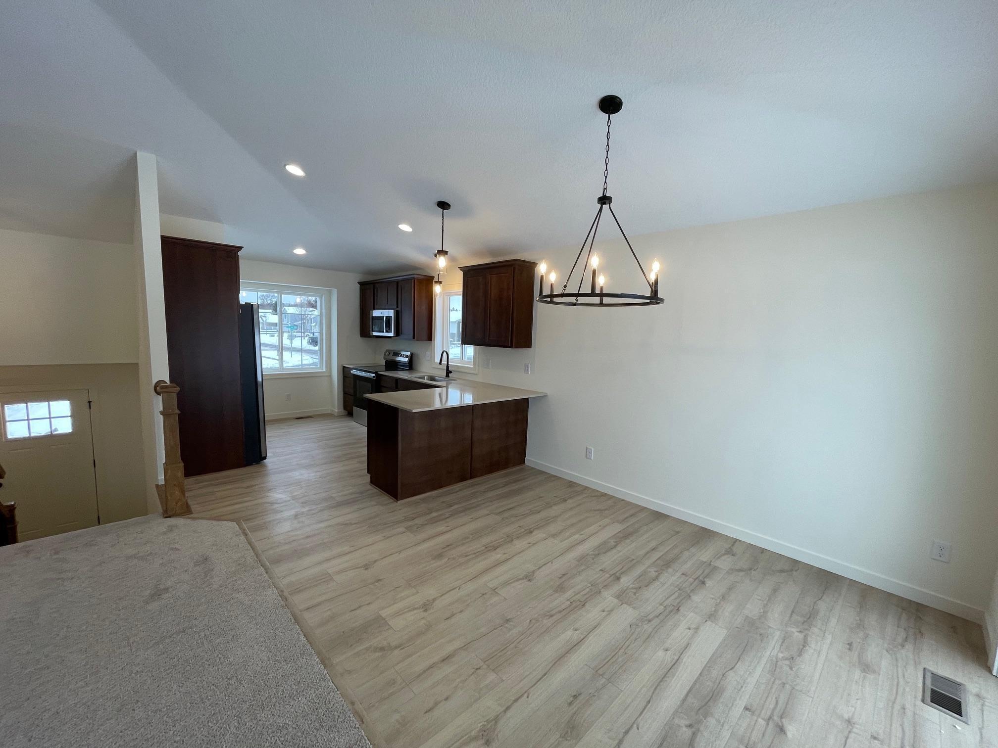 1411 34th Avenue Southwest Cambridge, MN 55008 - Photo 4 of 14