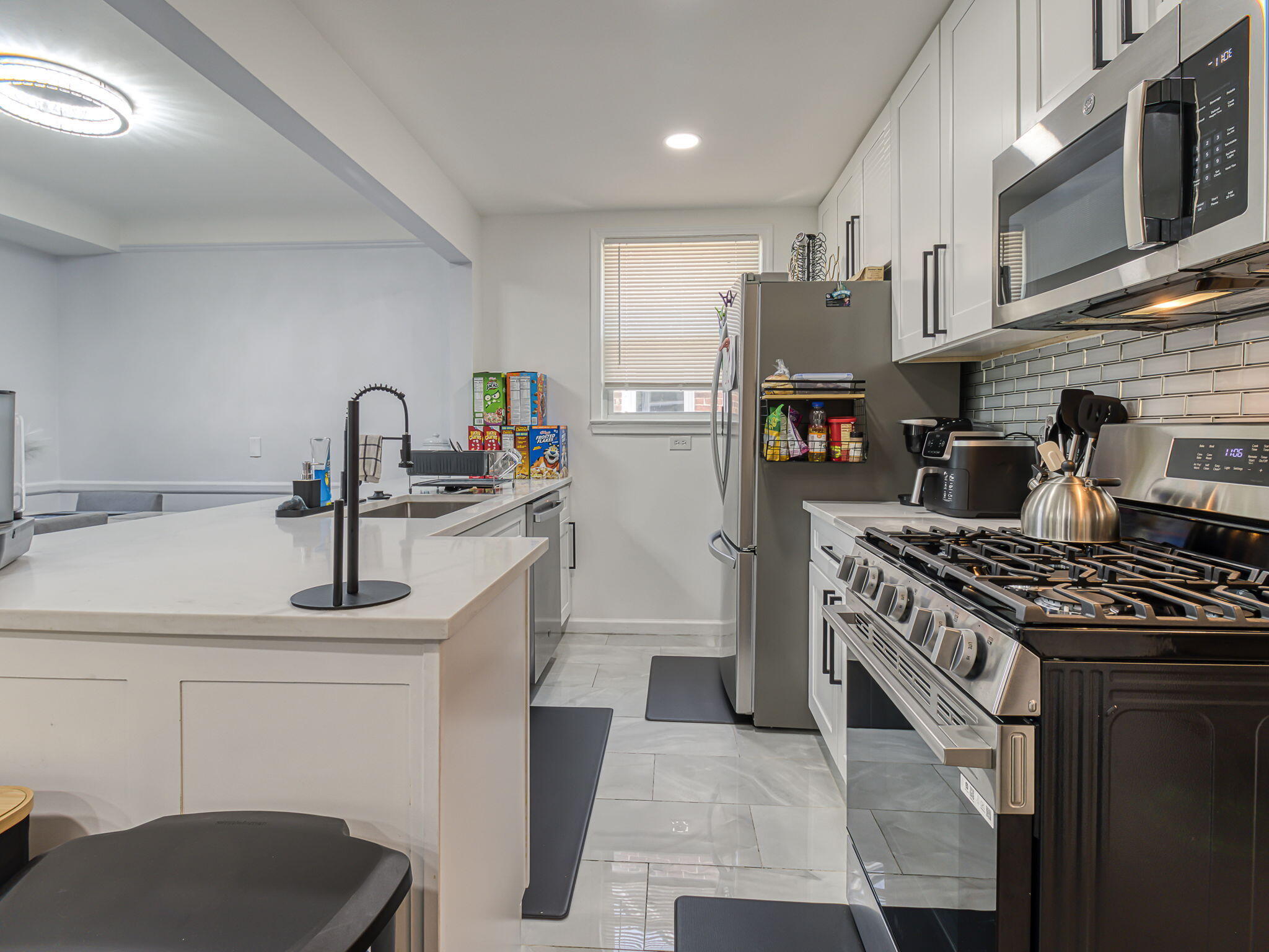 5-web-or-mls-10852 Balfour-11_3