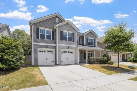 $550,000 | 2104 Temple Hills Way, Fuquay-Varina, NC 27526