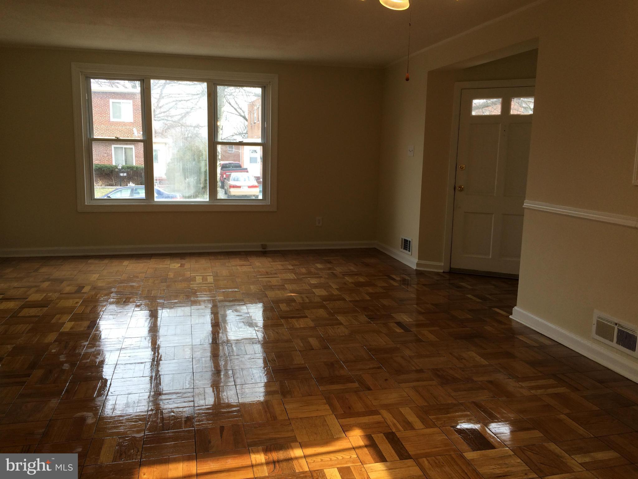 8338 12th Avenue Silver Spring, MD 20903 - Photo 4 of 18 Living Room