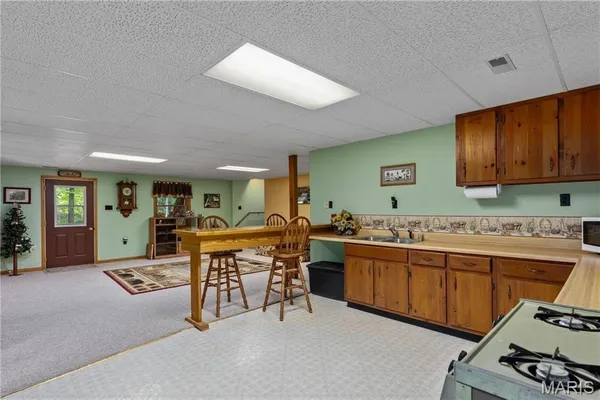 $959,000 | 3153 North 2225th Street, Beecher City, IL 62414