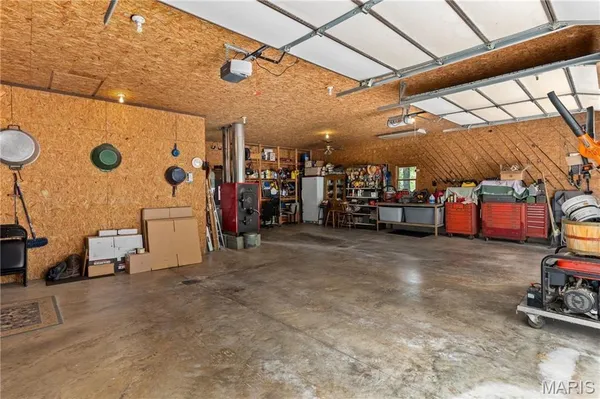 $959,000 | 3153 North 2225th Street, Beecher City, IL 62414