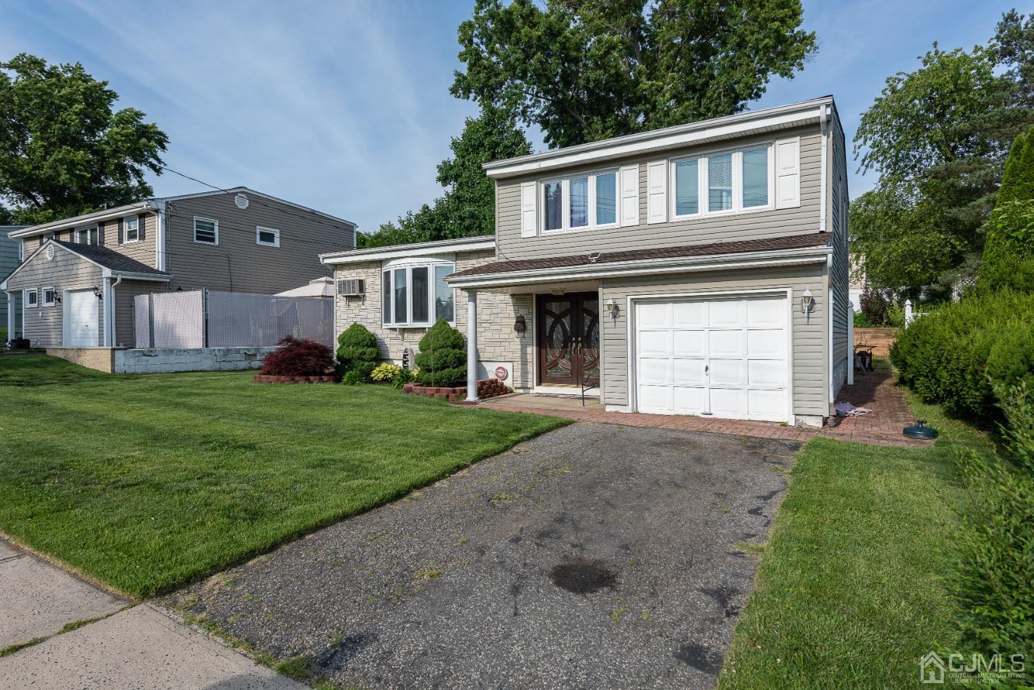 44 Hastings Road Old Bridge, NJ 08857 - Photo 3 of 21 Gallery Image 3
