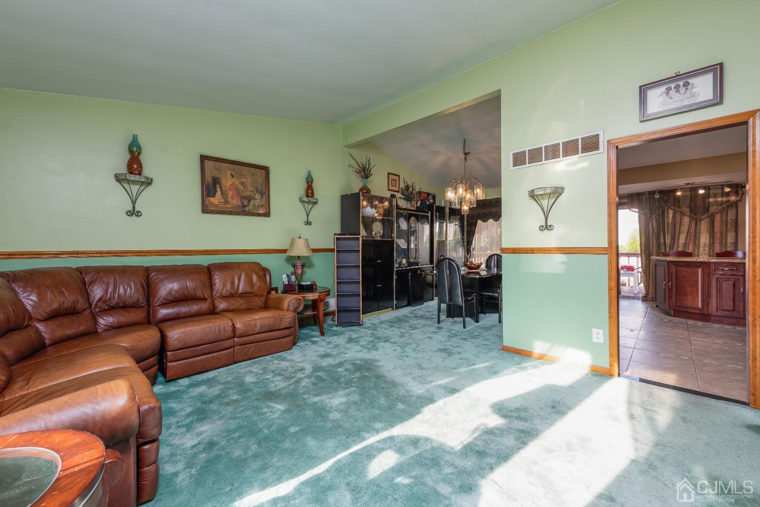 44 Hastings Road Old Bridge, NJ 08857 - Photo 7 of 21 Gallery Image 7