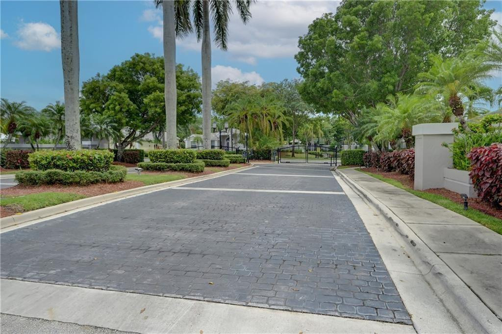 8171 Hampton Wood Drive Boca Raton, FL 33433 - Photo 44 of 56 Photo 54