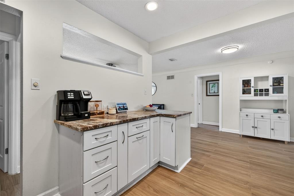 8220 Quail Road Seminole, FL 33777 - Photo 17 of 35