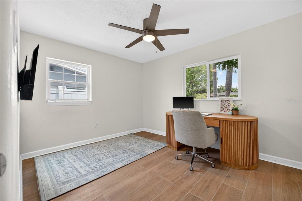 8220 Quail Road Seminole, FL 33777 - Photo 23 of 35