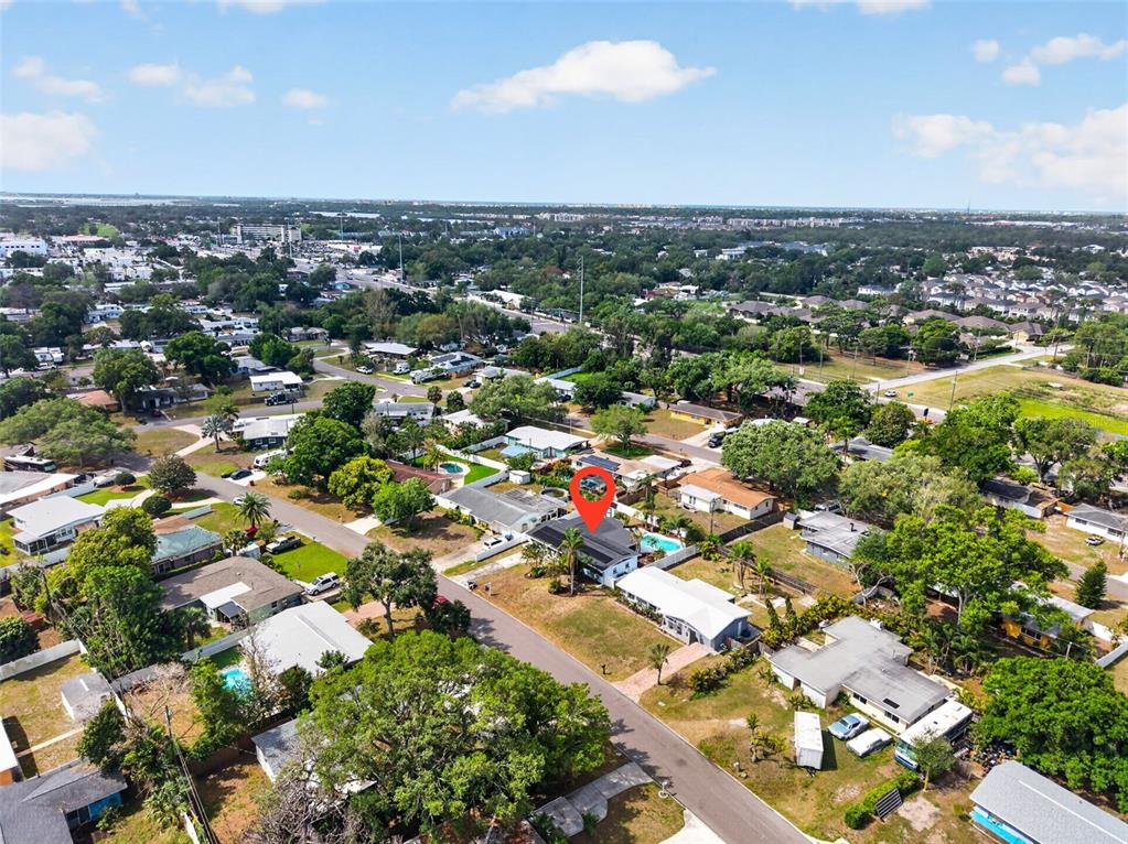 8220 Quail Road Seminole, FL 33777 - Photo 32 of 35