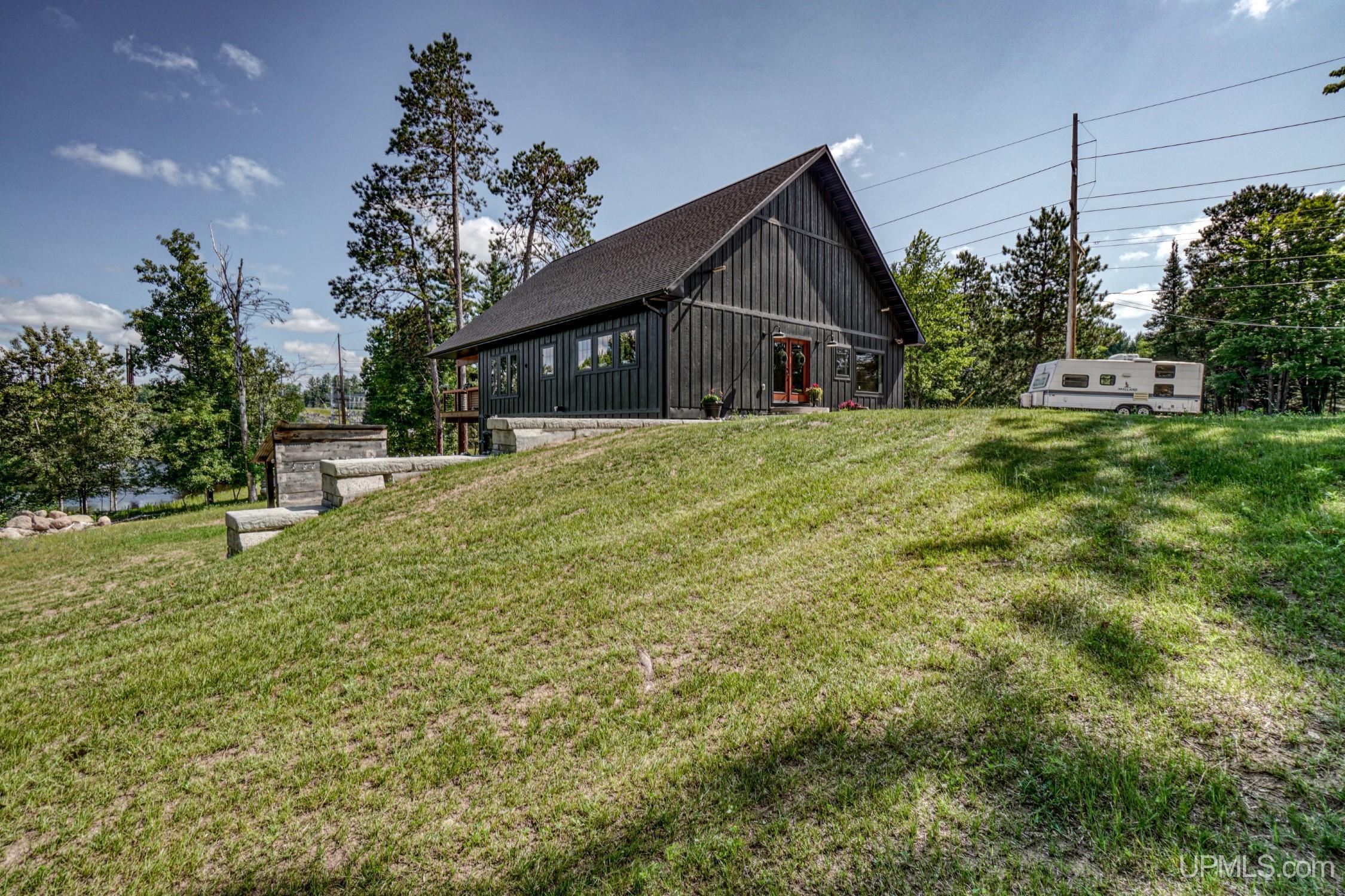 N4179 County 607 Road Iron Mountain, MI 49801 - Photo 4 of 52