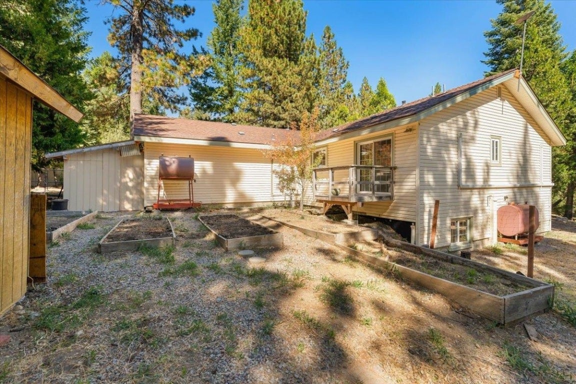2026 Deetz Road Mount Shasta, CA 96067 - Photo 31 of 45 Gallery Image 31