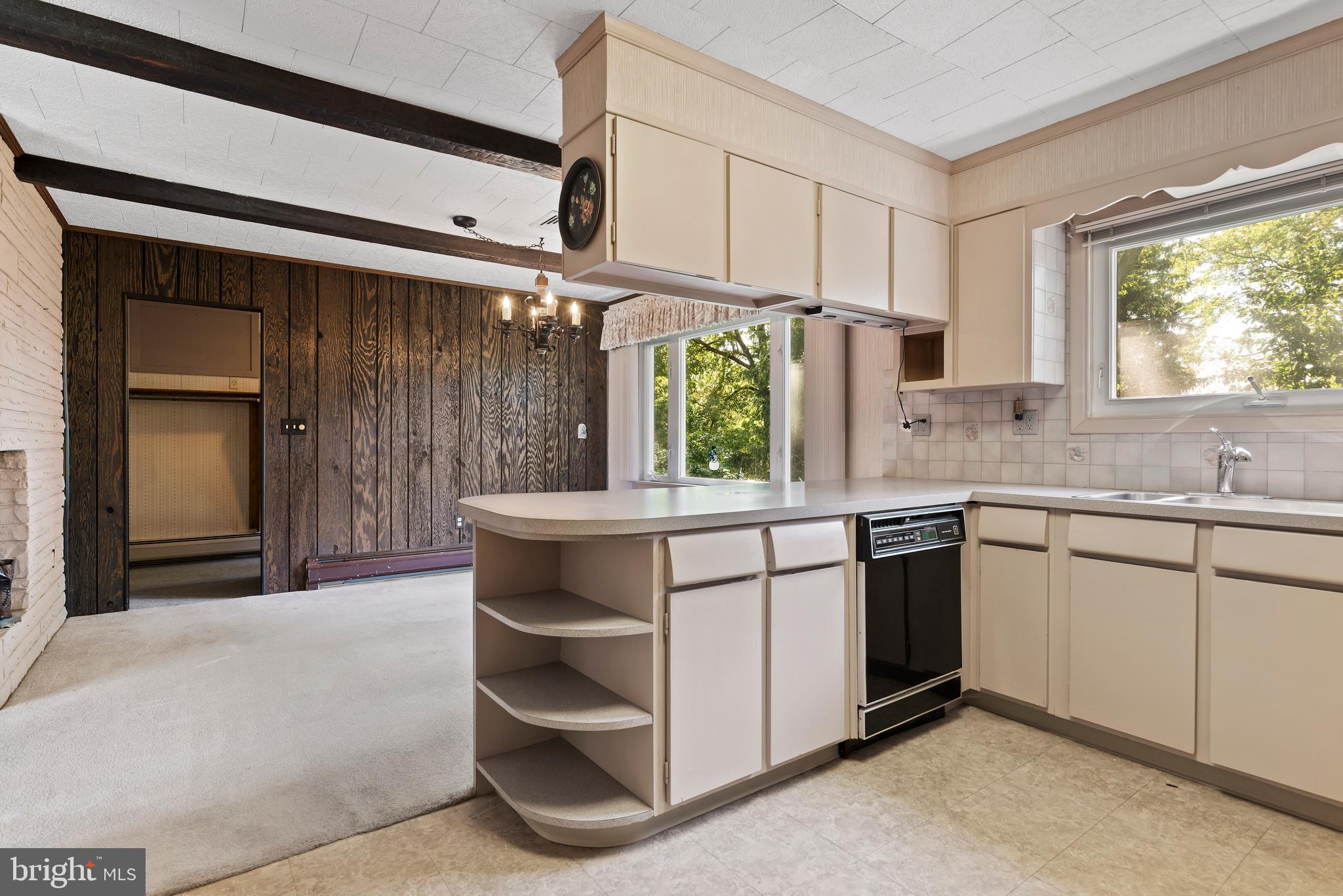 5925 Longview Road Harrisburg, PA 17112 - Photo 12 of 30 Gallery Image 12