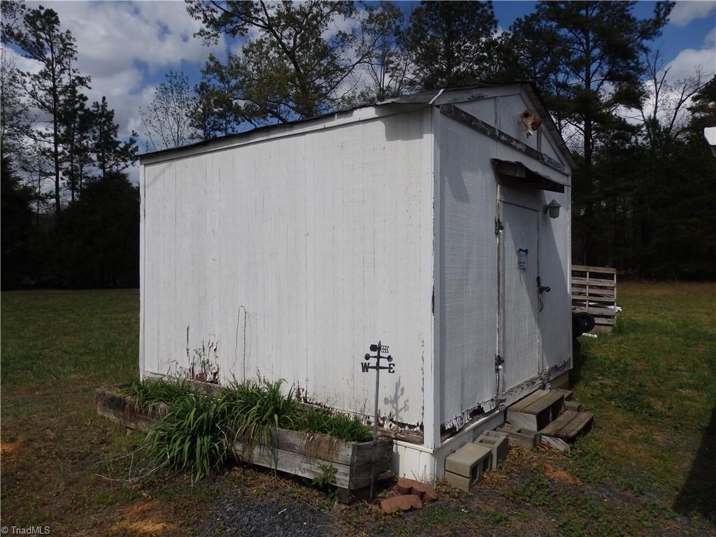 492 Mt Shepherd Road Asheboro, NC 27205 - Photo 42 of 43 Storage building