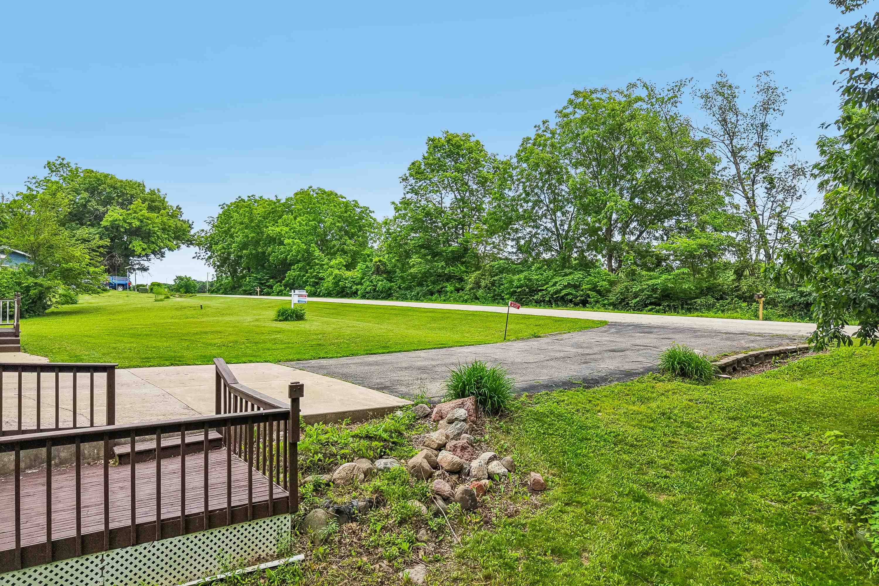 W1152 Fox Columbus, WI 53925 - Photo 35 of 68