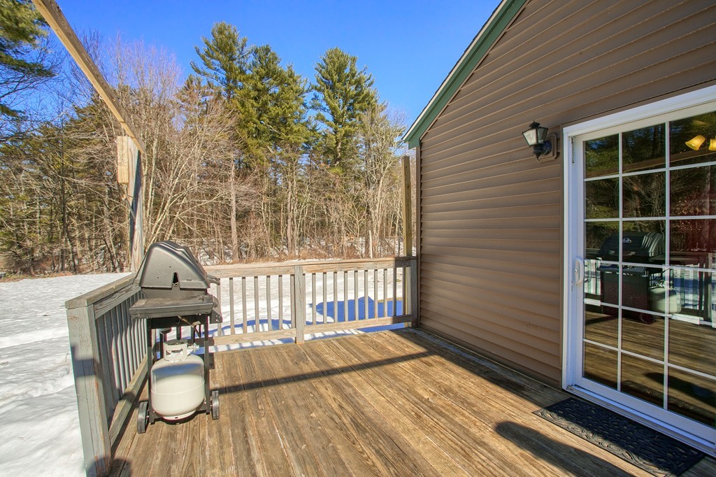 85 South Harbor Road Townsend, MA 01469 - Photo 19 of 24