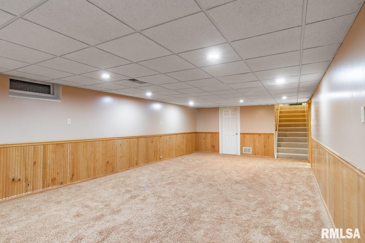 500 Highview Road East Peoria, IL 61611 - Photo 28 of 33 Gallery Image 28