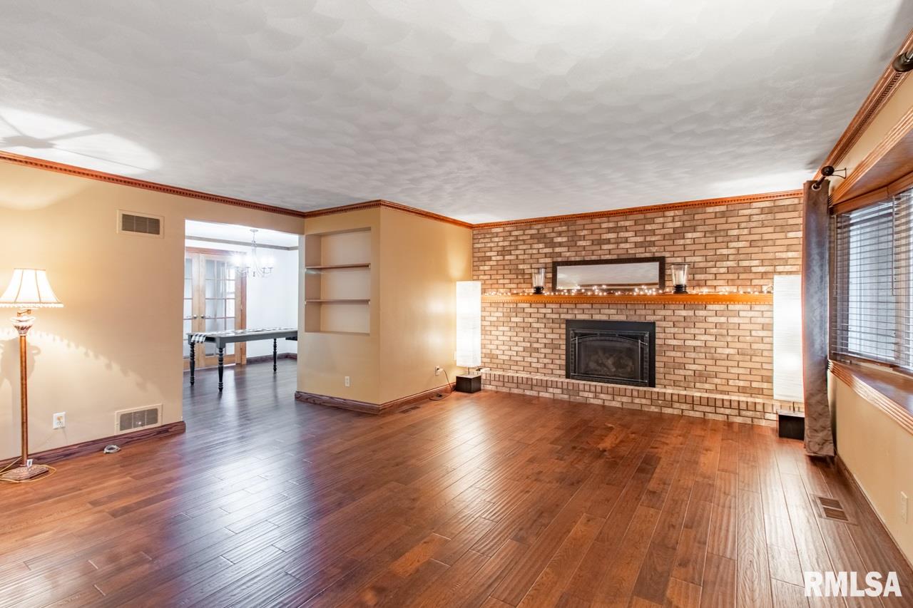 500 Highview Road East Peoria, IL 61611 - Photo 5 of 33 Gallery Image 5
