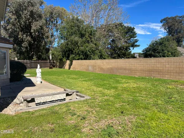 $4,400 | 1830 Zircon Avenue, Oxnard, CA 93030