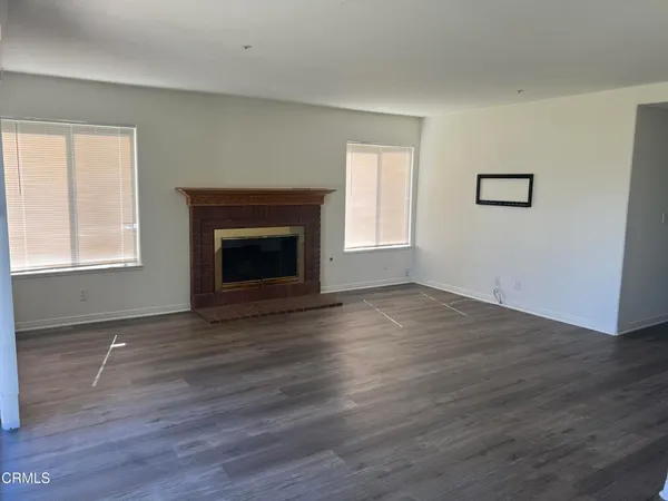 $4,400 | 1830 Zircon Avenue, Oxnard, CA 93030