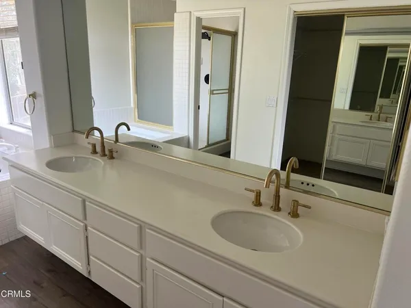 $4,300 | 1830 Zircon Avenue, Oxnard, CA 93030