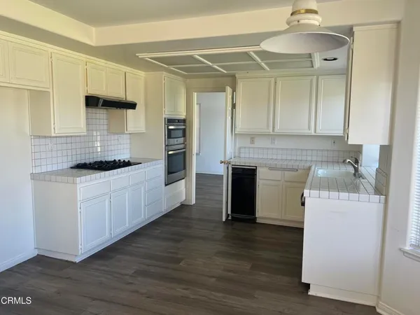 $4,400 | 1830 Zircon Avenue, Oxnard, CA 93030