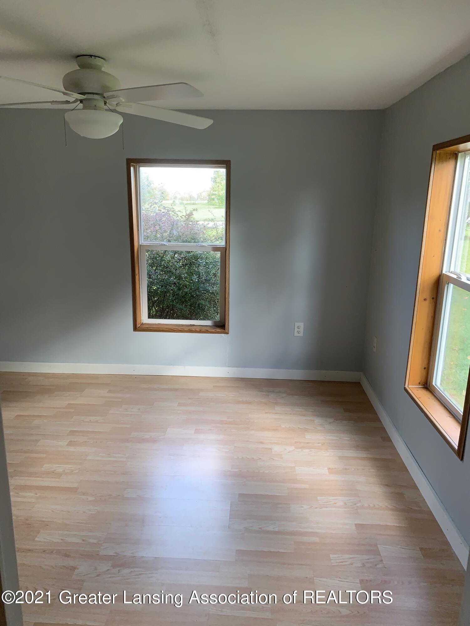 5761 West Columbia Road Mason, MI 48854 - Photo 16 of 26 12