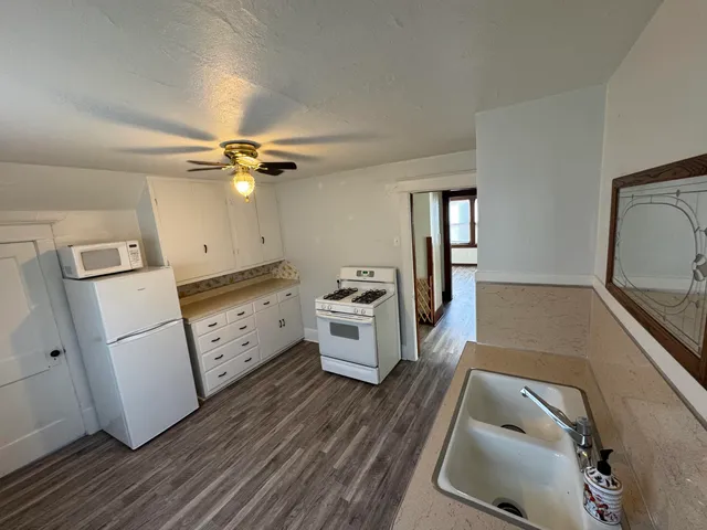 $254,900 | 7116 27th Avenue, Kenosha, WI 53143