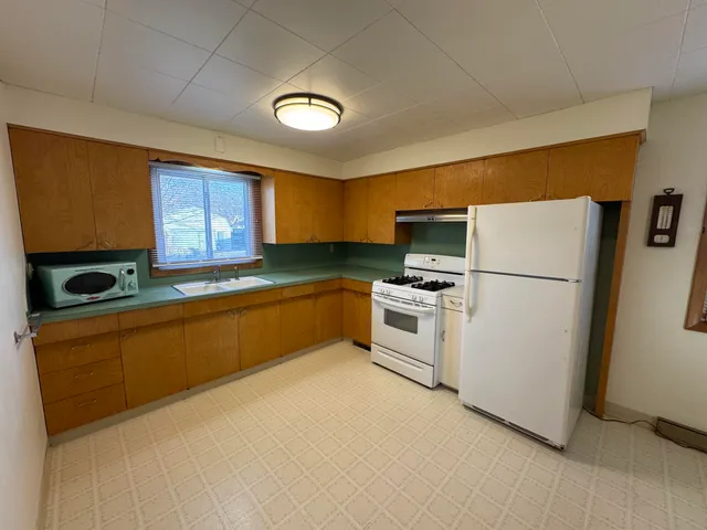 $254,900 | 7116 27th Avenue, Kenosha, WI 53143