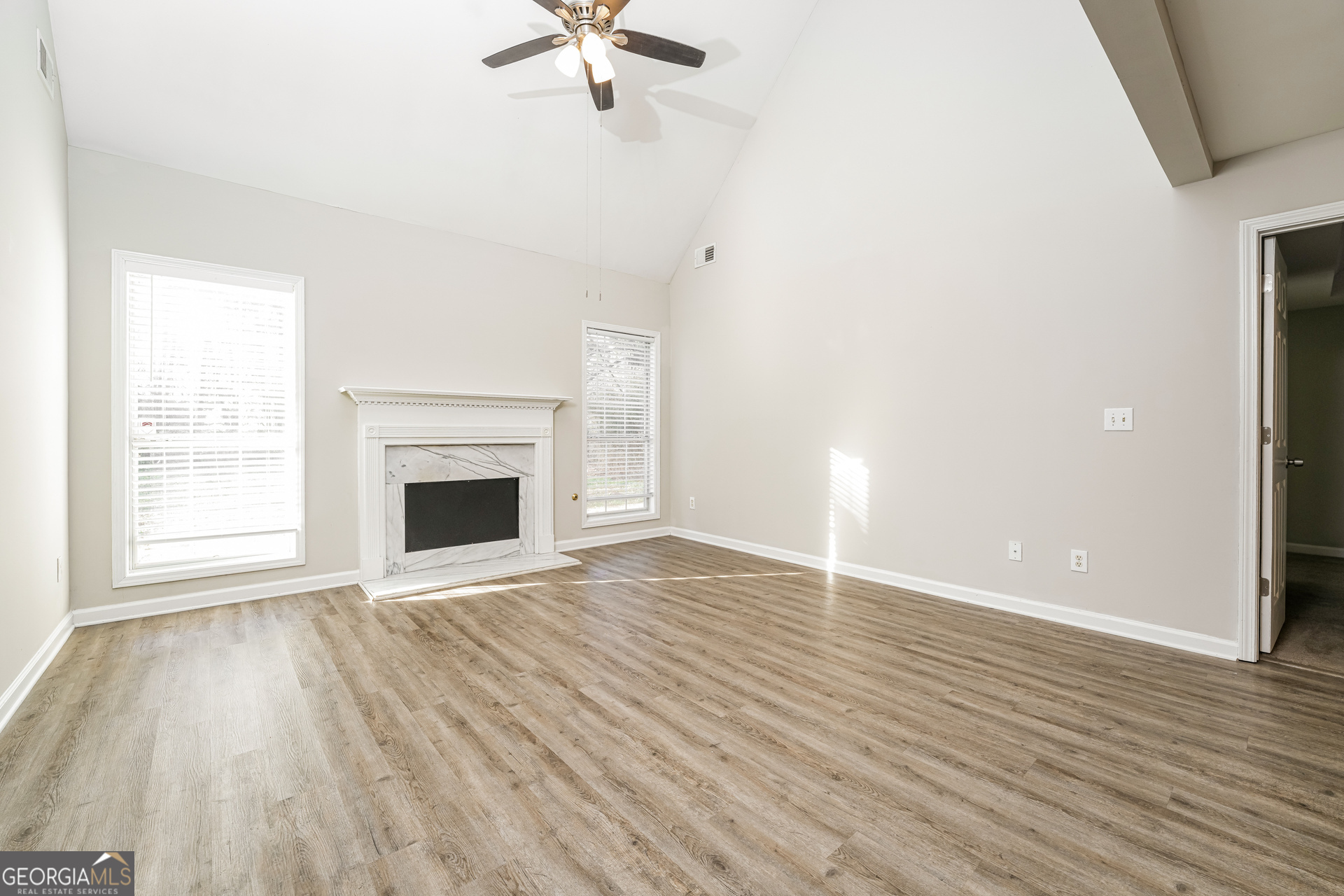 124 Wayne J Stokes Boulevard Stockbridge, GA 30281 - Photo 3 of 22