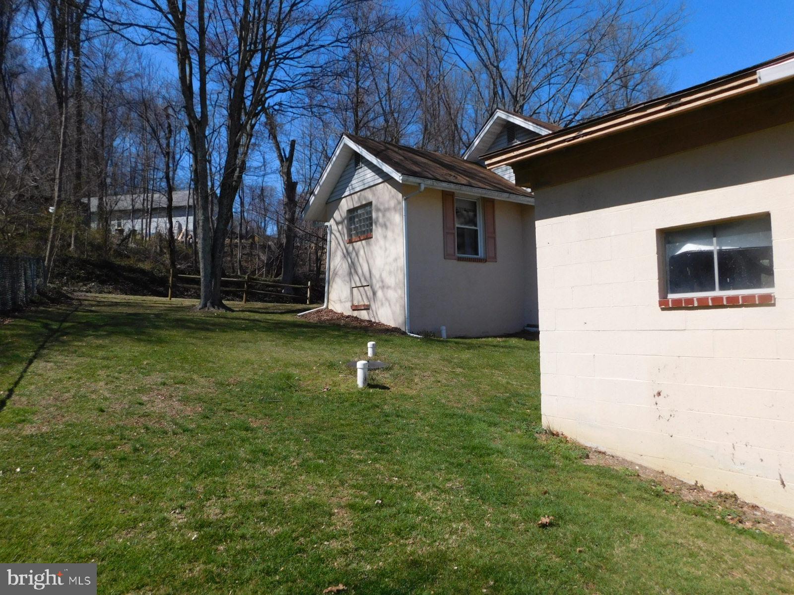 93 Old State Road Reading, PA 19606 - Photo 16 of 33