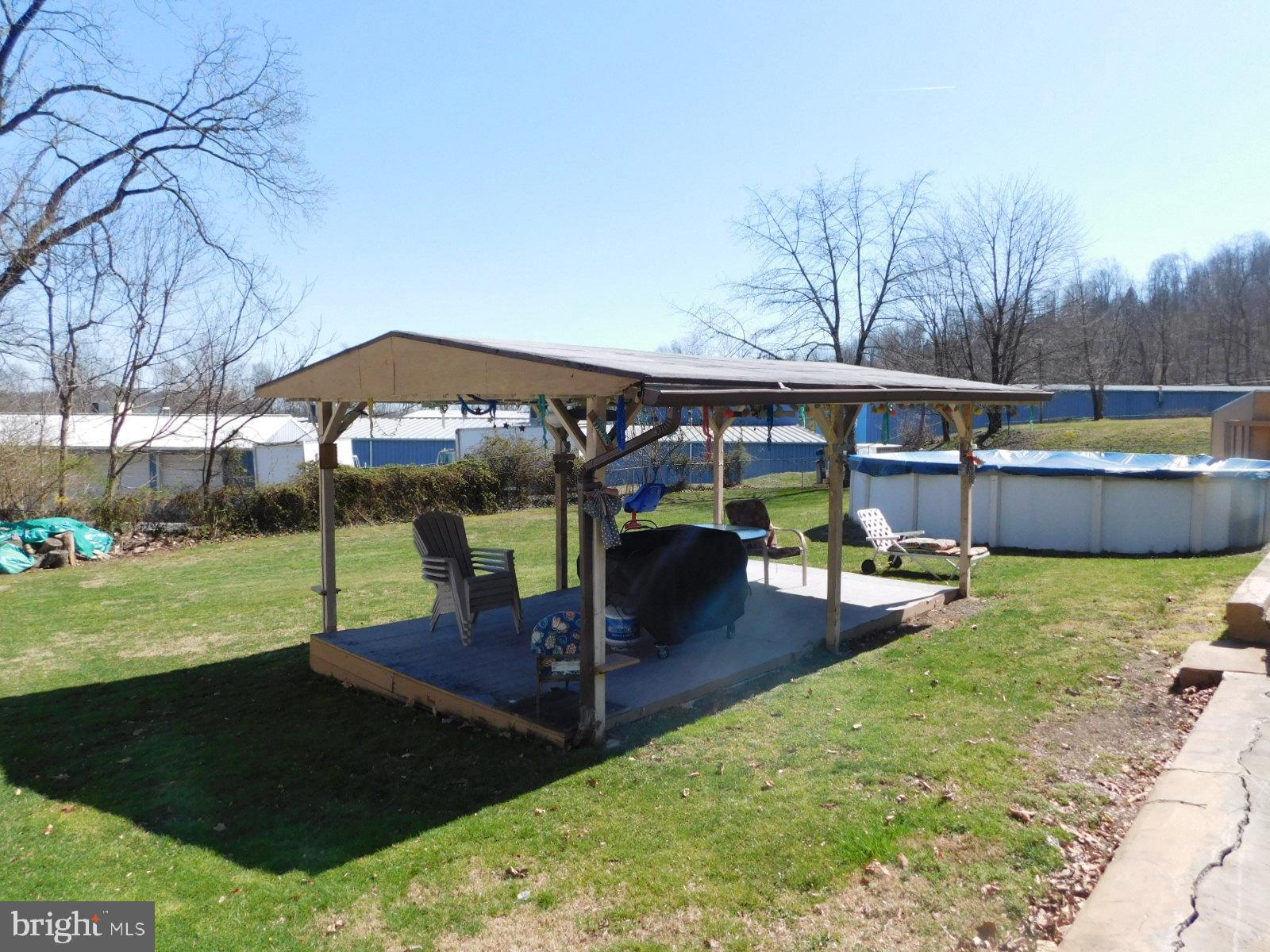 93 Old State Road Reading, PA 19606 - Photo 9 of 33