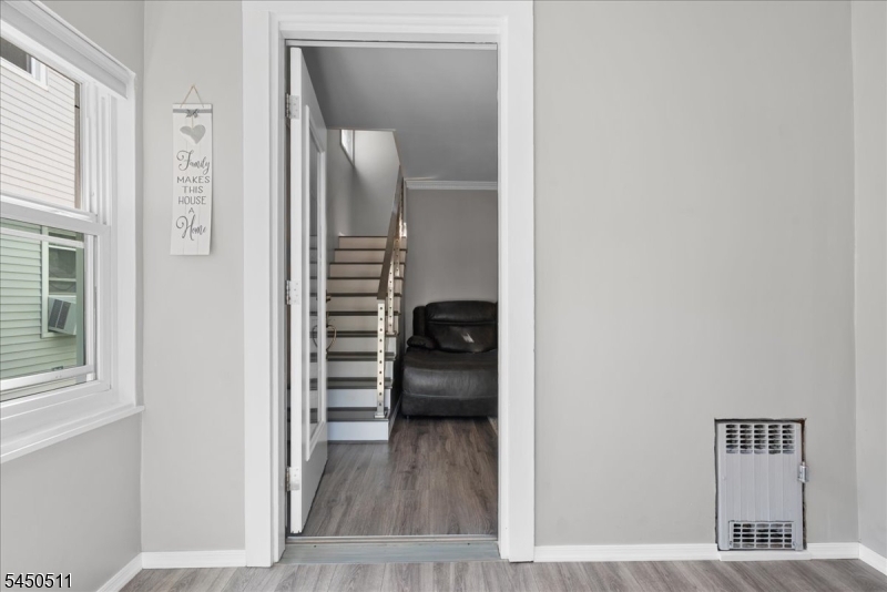 175 Colonial Road West Union, NJ 07083 - Photo 4 of 42 Gallery Image 4