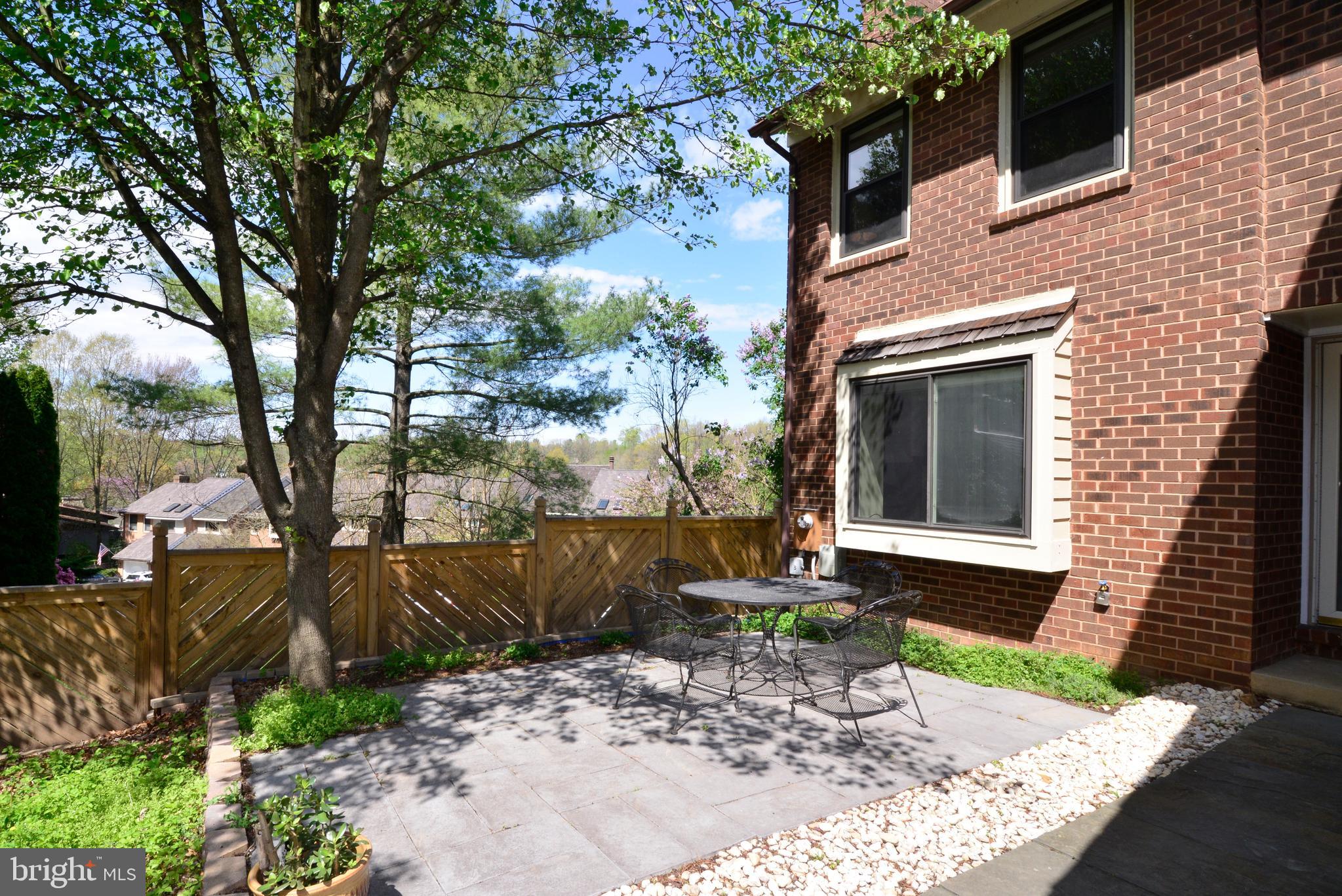 11086 Glade Court Reston, VA 20191 - Photo 2 of 44 Beautiful front flagstone patio.