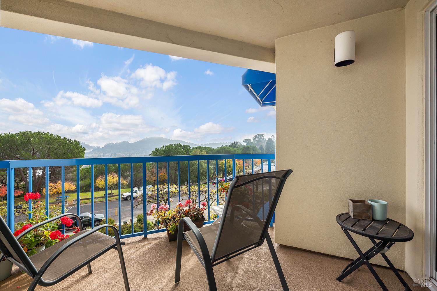 100 Thorndale Drive, Unit 353 San Rafael, CA 94903 - Photo 13 of 34