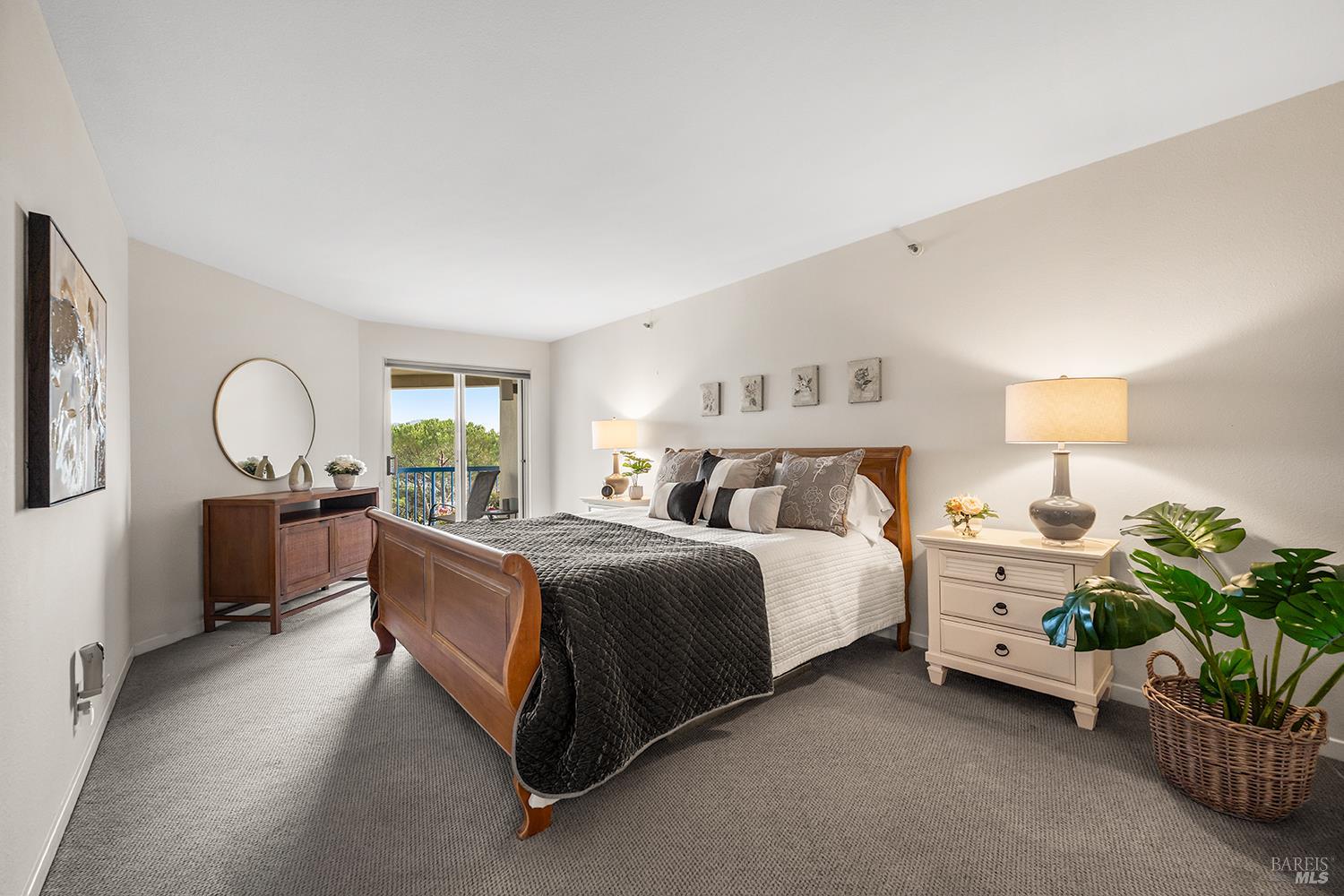 100 Thorndale Drive, Unit 353 San Rafael, CA 94903 - Photo 10 of 34