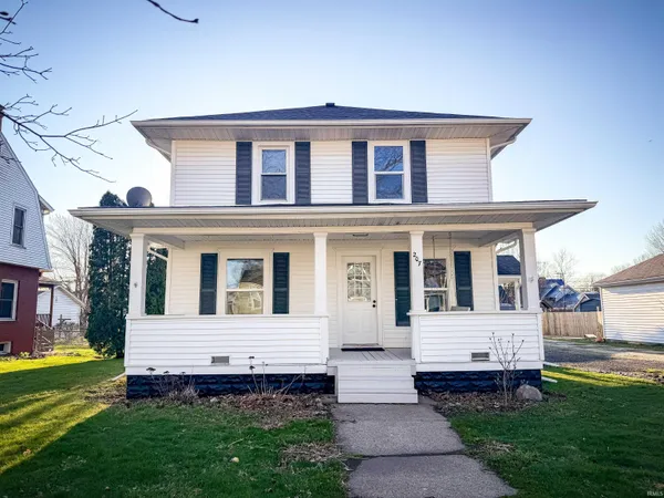 $209,900 | 207 North Lafayette Street, North Liberty, IN 46554
