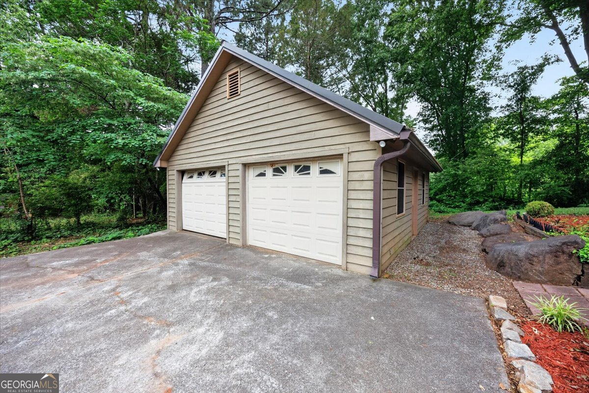 104 Wilder Drive Forsyth, GA 31029 - Photo 33 of 41