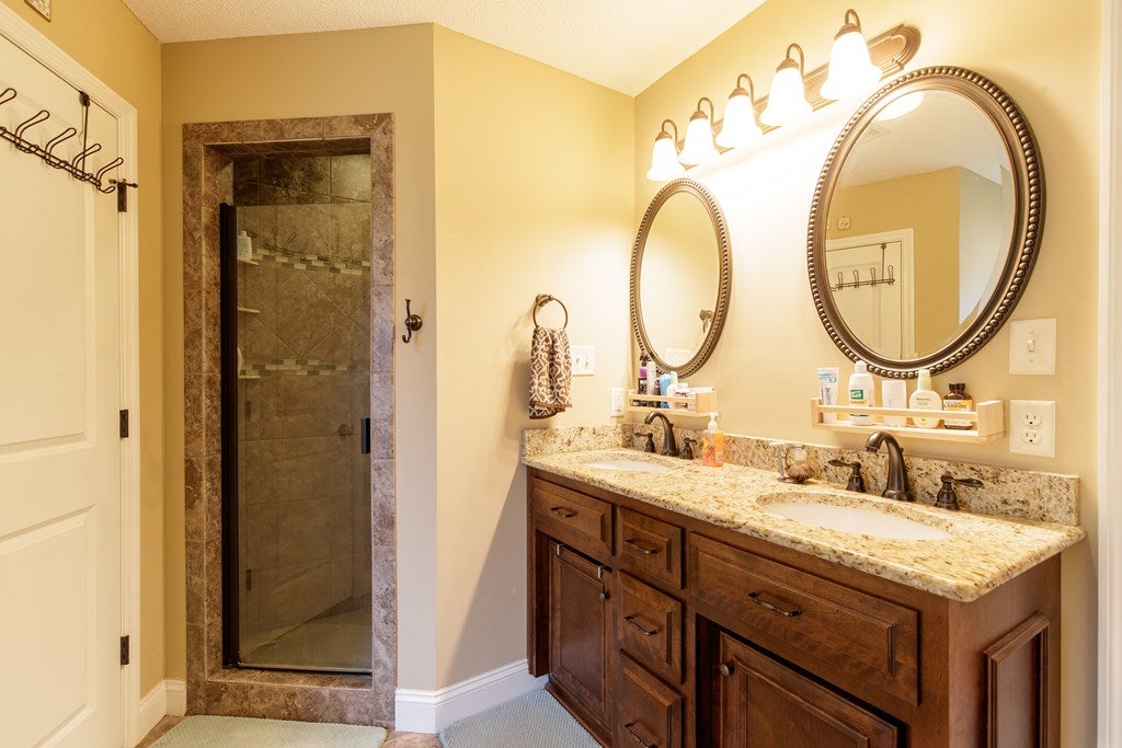 4040 Applecross Road Valdosta, GA 31605 - Photo 15 of 26 Gallery Image 15