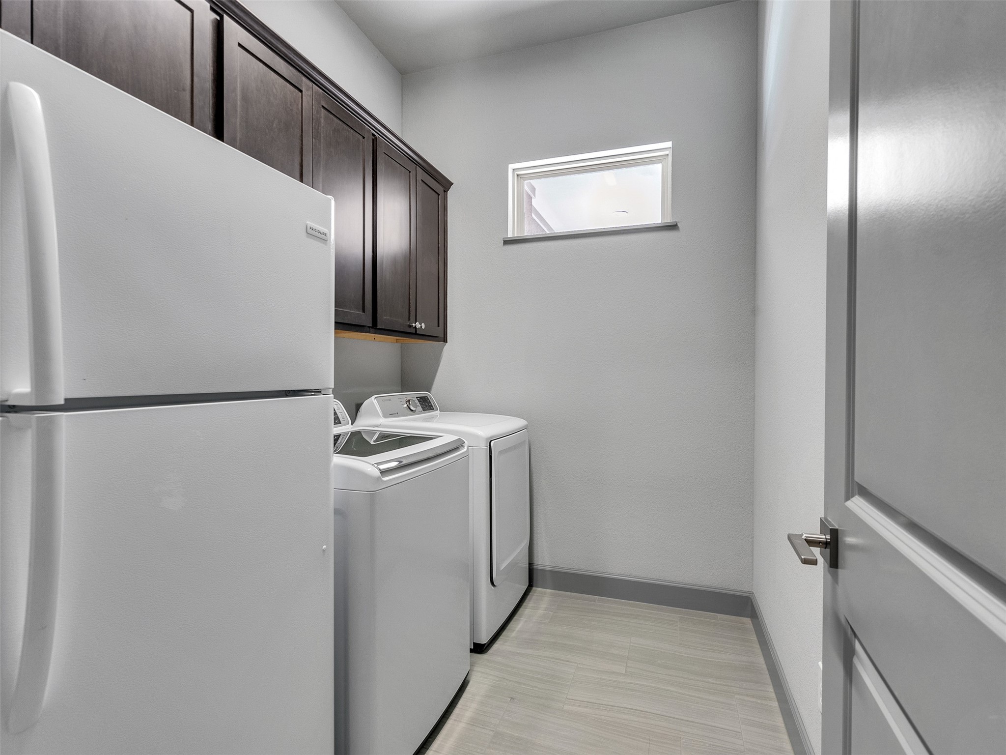 7415 Nantucket Point Lane Spring, TX 77389 - Photo 16 of 49 a utility room with dryer and washer