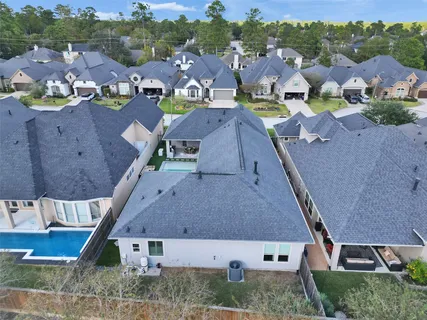 $664,000 | 7415 Nantucket Point Lane, Spring, TX 77389