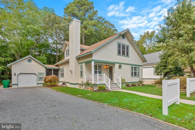 $628,000 | 17 Mary Elizabeth Drive, Ocean View, DE 19970