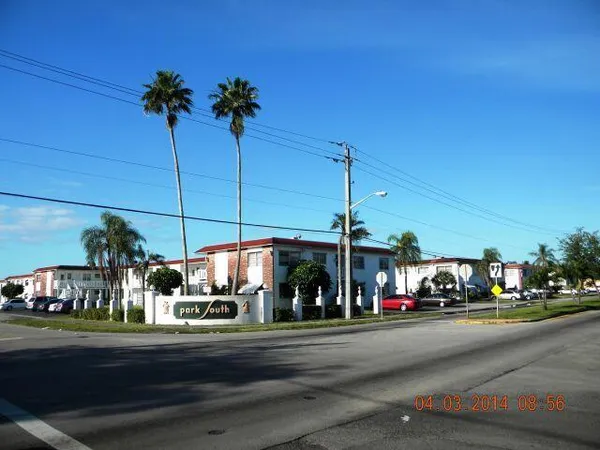 $135,000 | 1300 Northwest 43 Terrace, Unit 201, Lauderhill, FL 33313
