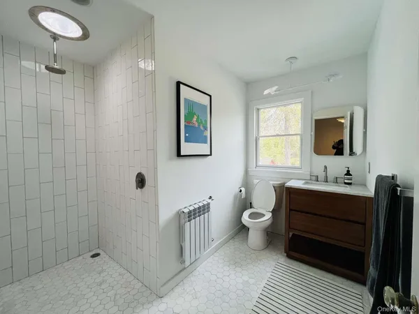 $1,737,000 | 35 Mott Lane, Brookhaven, NY 11719