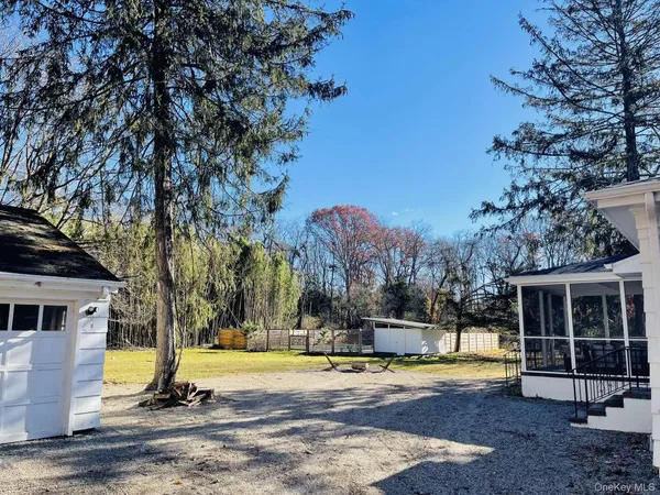 $1,737,000 | 35 Mott Lane, Brookhaven, NY 11719