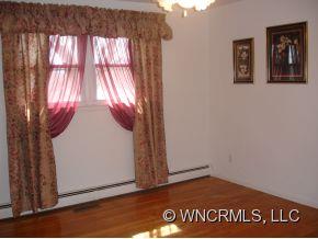 116 Emmas Grove Road Fletcher, NC 28732 - Photo 6 of 13 Gallery Image 6