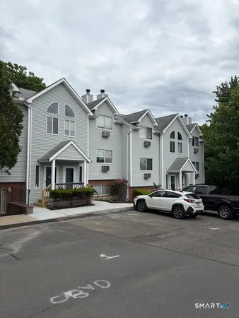 $199,900 | 925 Oronoke Road, Unit 31C, Waterbury, CT 06708