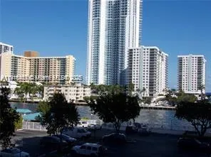 $2,200 | 800 Parkview Drive, Unit 402, Hallandale Beach, FL 33009