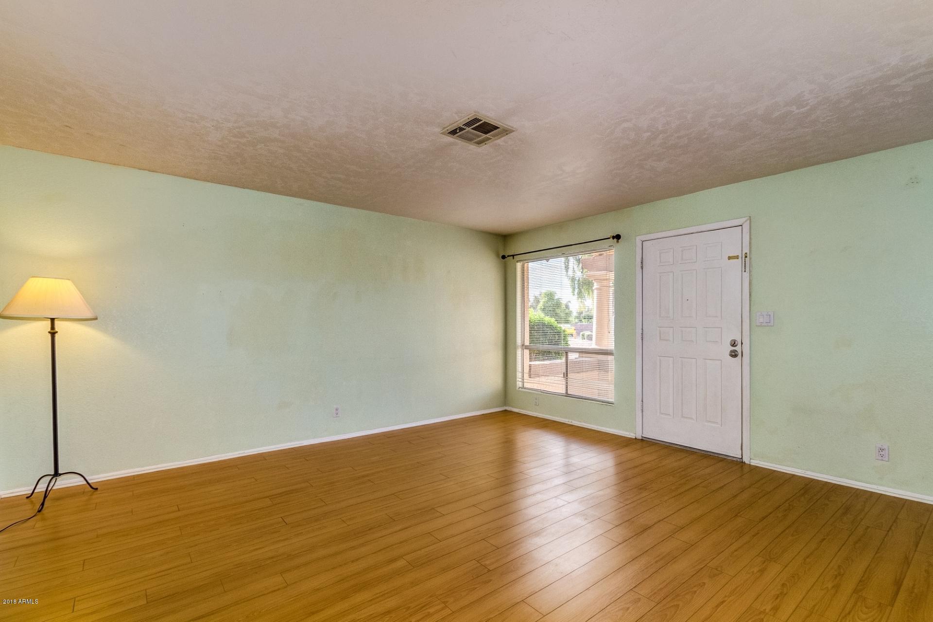 93 North Cooper Road, Unit 1 Chandler, AZ 85225 - Photo 8 of 24 0004-Cooper (5)