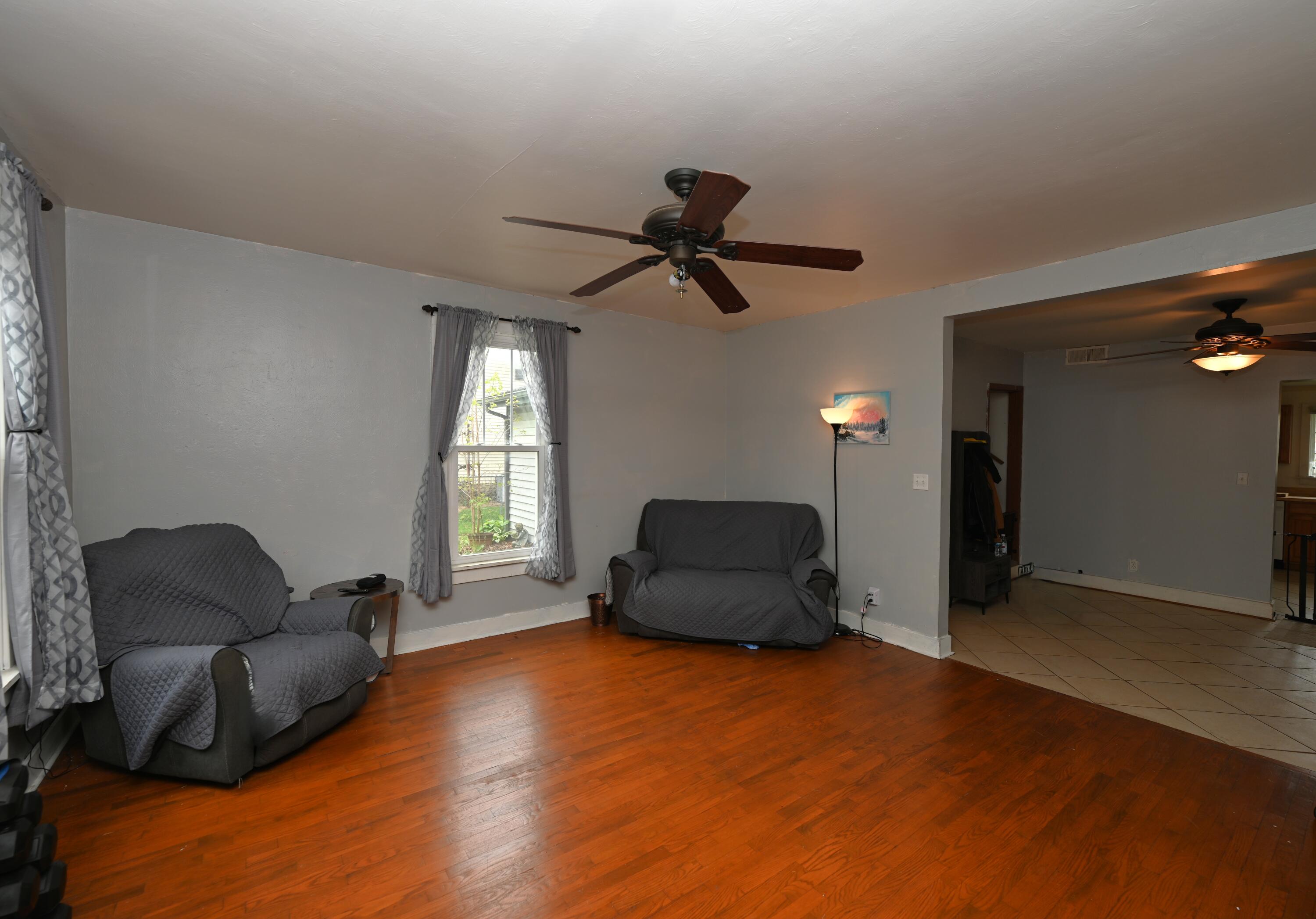 121 West Spring Street Winamac, IN 46996 - Photo 23 of 28 3000x2094