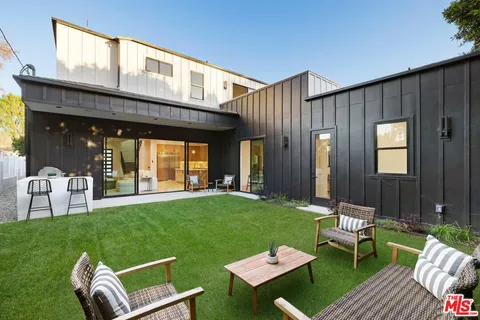 $2,299,000 | 5741 Newcastle Avenue, Encino, CA 91316