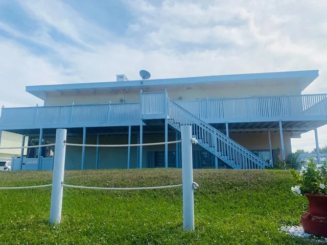 $625,000 | 48 Oceanside Drive, Palm Coast, FL 32137